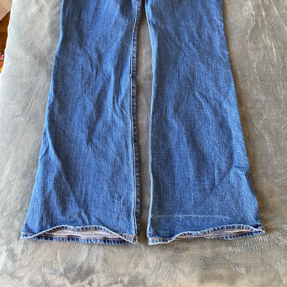 Levi’s Ribcage Bootcut - Picture 6 of 10